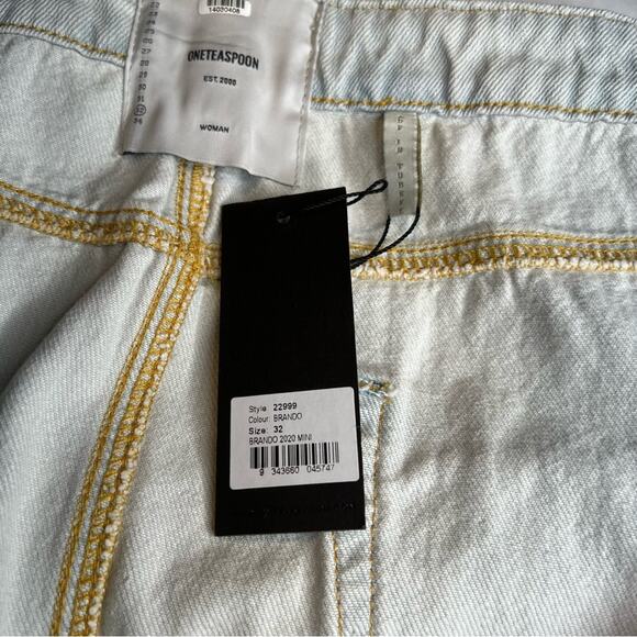 NWT One Teaspoon Brando Denim Mini Skirt Womens 32 11/12 Lightwash Barely Blue - Picture 13 of 15